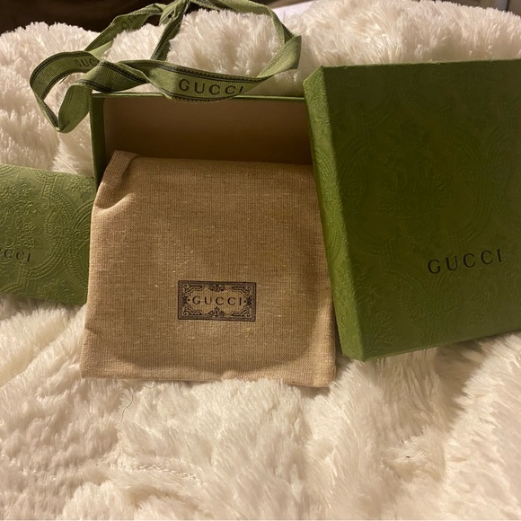 Gucci wallet brand new never use before. Black color leather skin - Picture 3 of 6